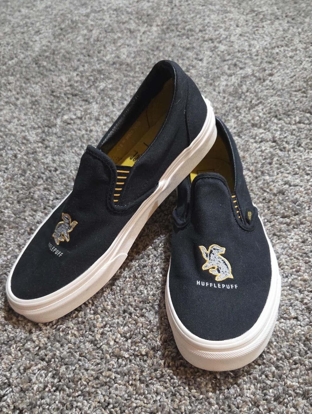 Harry Potter Hogwarts Hufflepuff  Slip-On Vans